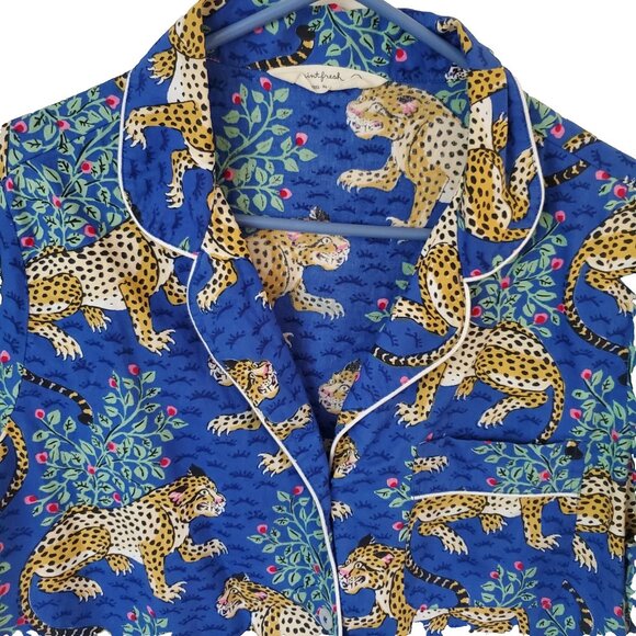 Print Fresh Pajama Top Sz M Bagheera Sapphire Leopard Button Sleep Shirt Lounge - Picture 4 of 13